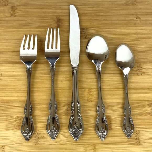 Oneida Community Brahms 5 Piece Place Setting Stainless Steel Flatware Set - Picture 2 of 3